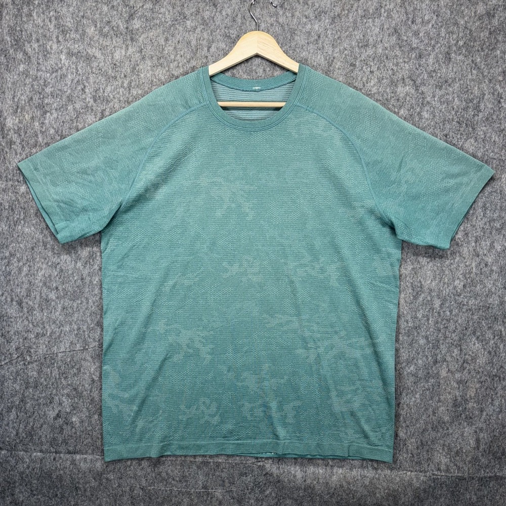 Lululemon Metal Vent Tech T-Shirt Men's XL Camo‎ Blue Short Sleeve Gym Train
